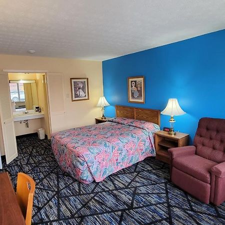 Guest Keeper Inn Van Wert エクステリア 写真