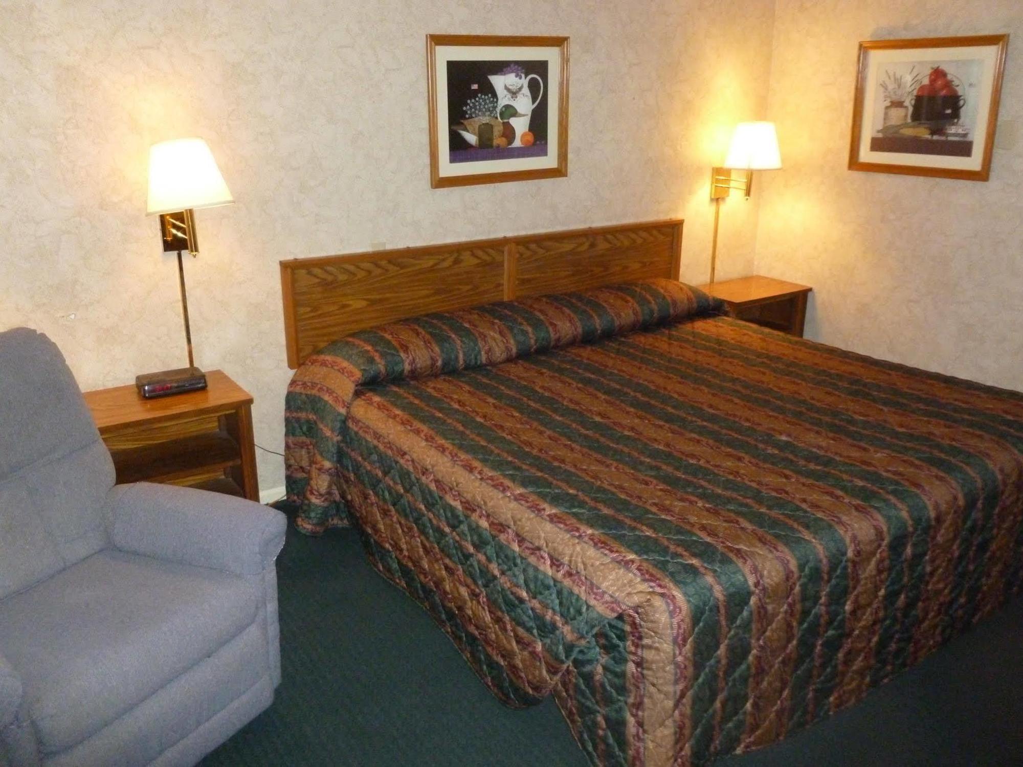 Guest Keeper Inn Van Wert エクステリア 写真